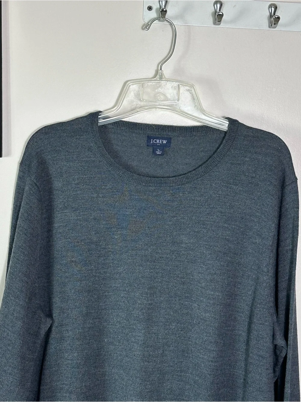 J. Crew Men’s Crewneck Sweater 50 % Merino Wool in Charcoal